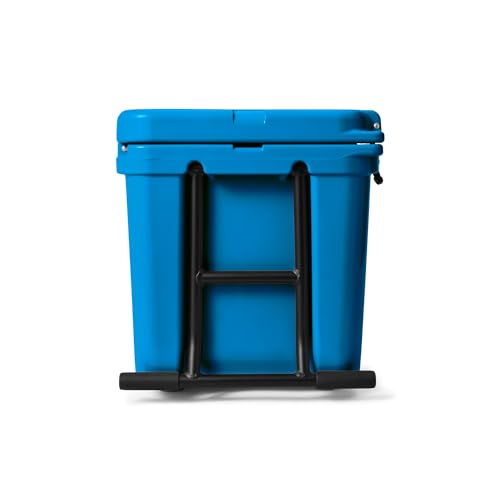 Wheeled Hard Cooler A90569