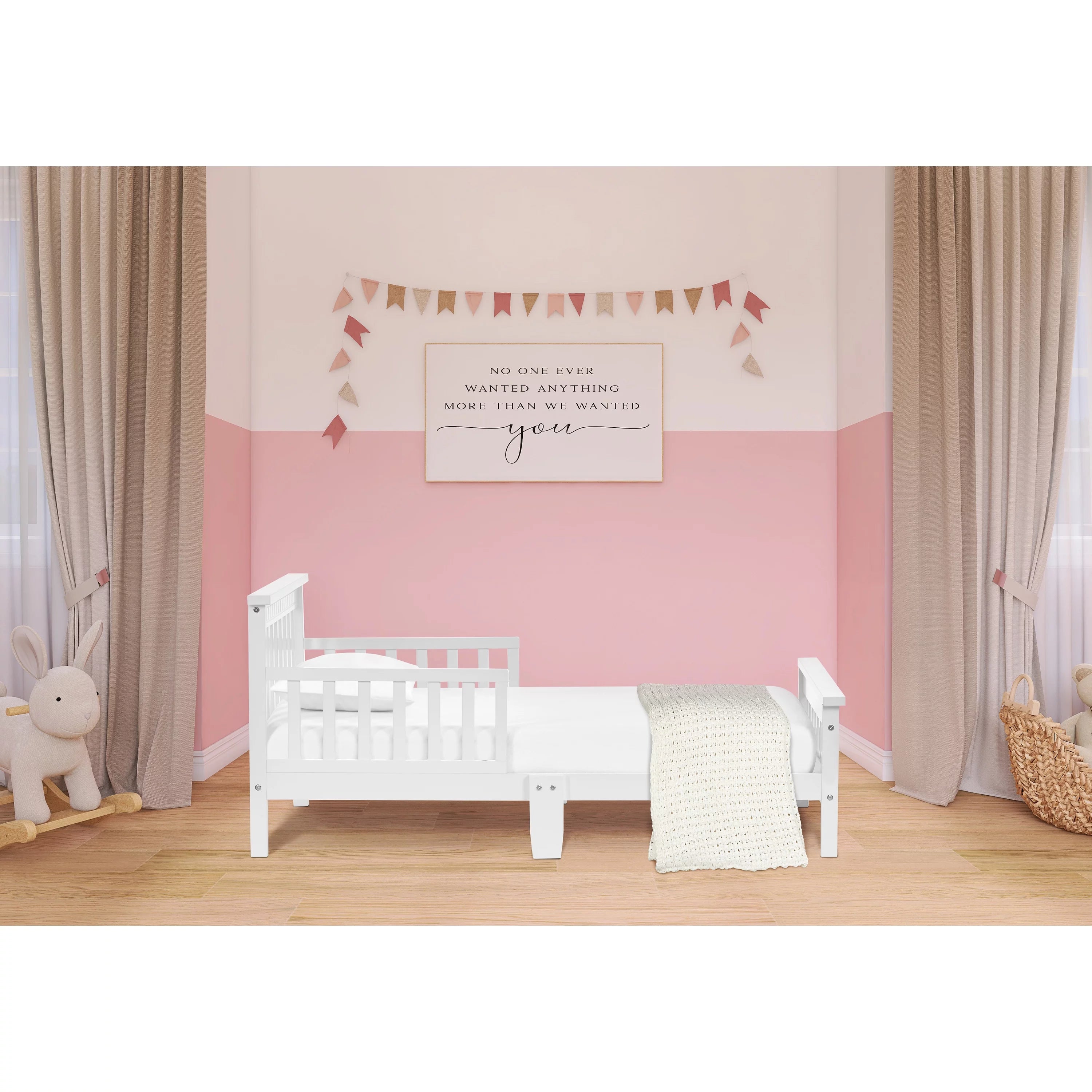 Toddler Bed made with Sustainable Pinewood, White H126