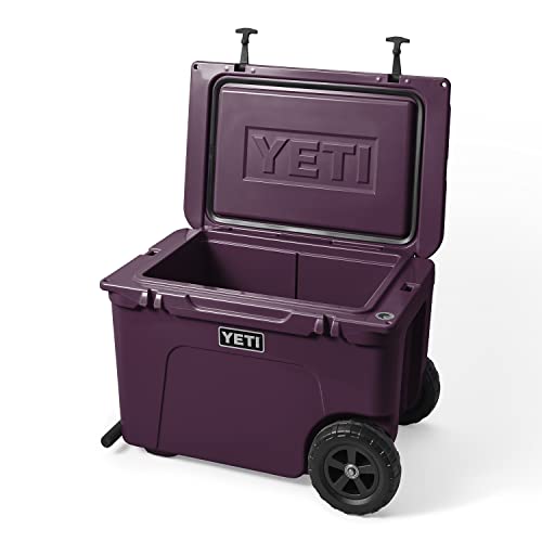 Wheeled Hard Cooler A90569