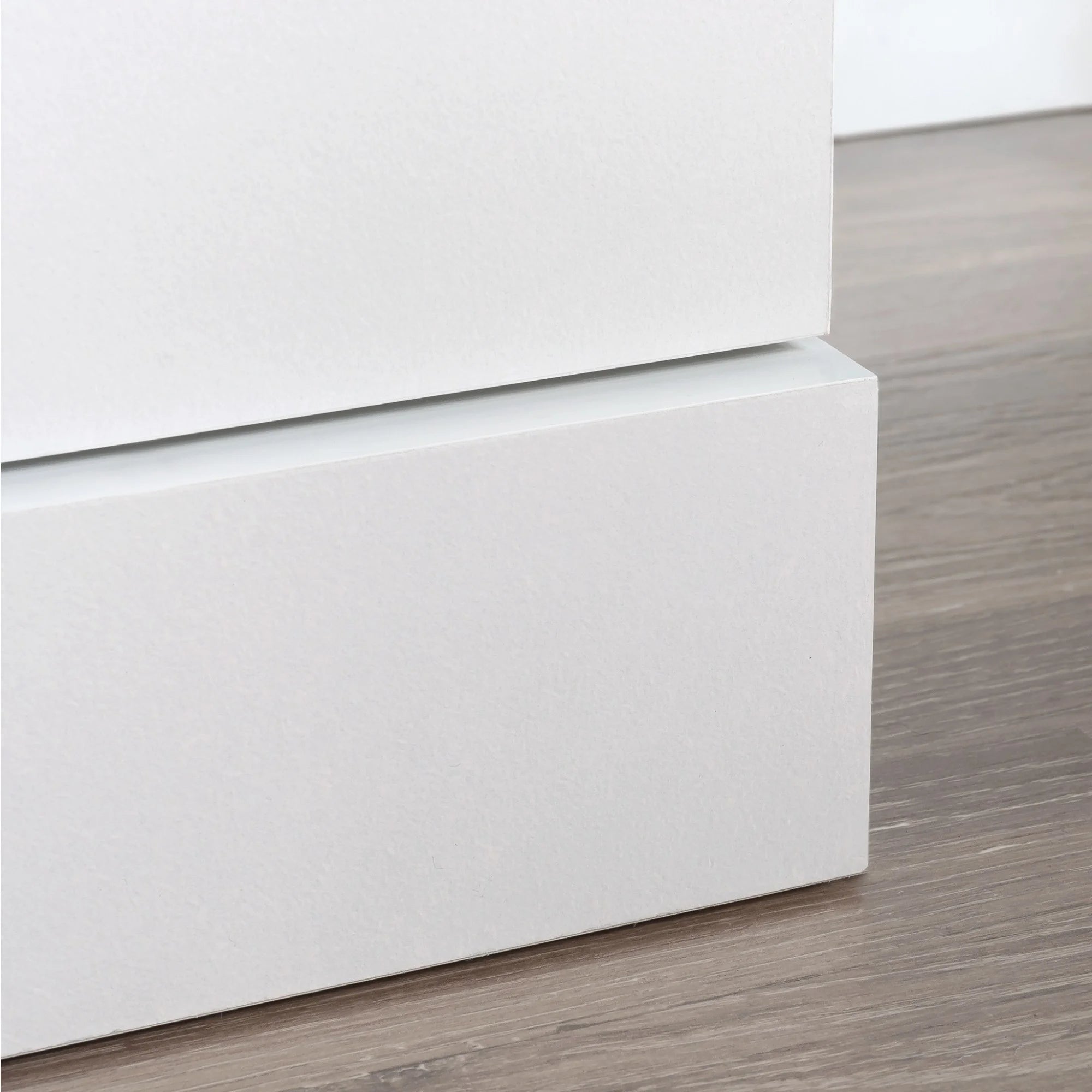 White Engineered Wood Storage Cabinet H471