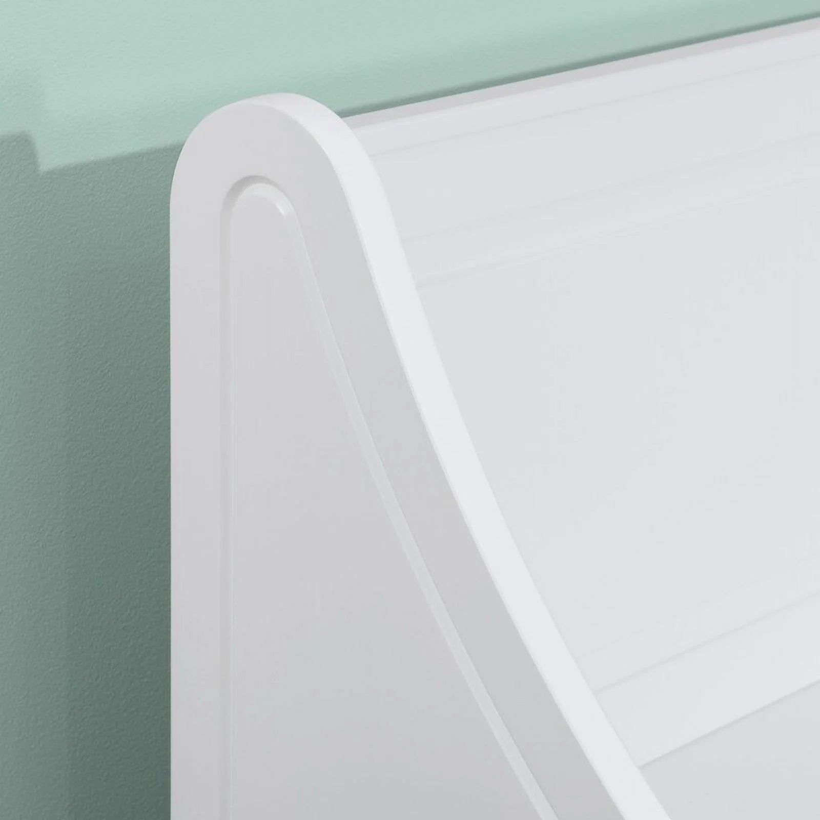 White Corner Breakfast Nook Y90807