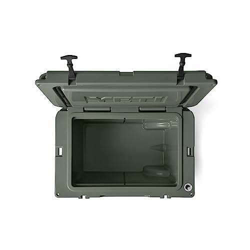 Wheeled Hard Cooler A90569