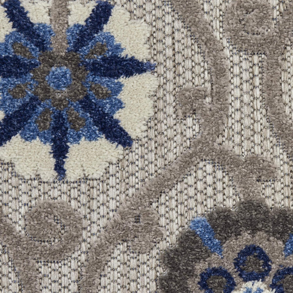 Indoor/Outdoor Area Rug 7x10, Easy Cleaning, Non Shedding S73399