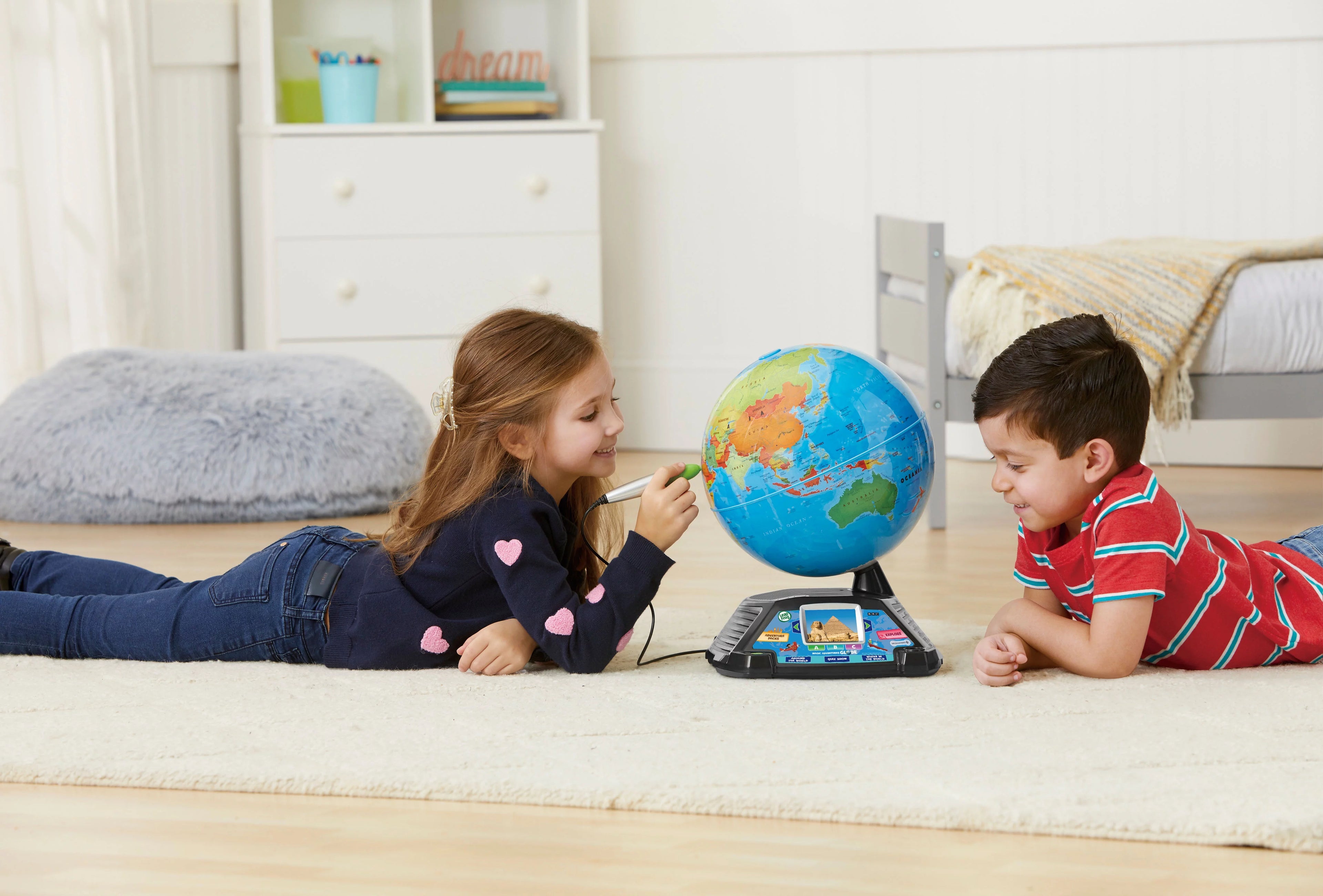 Interactive Globe with BBC Video O626594
