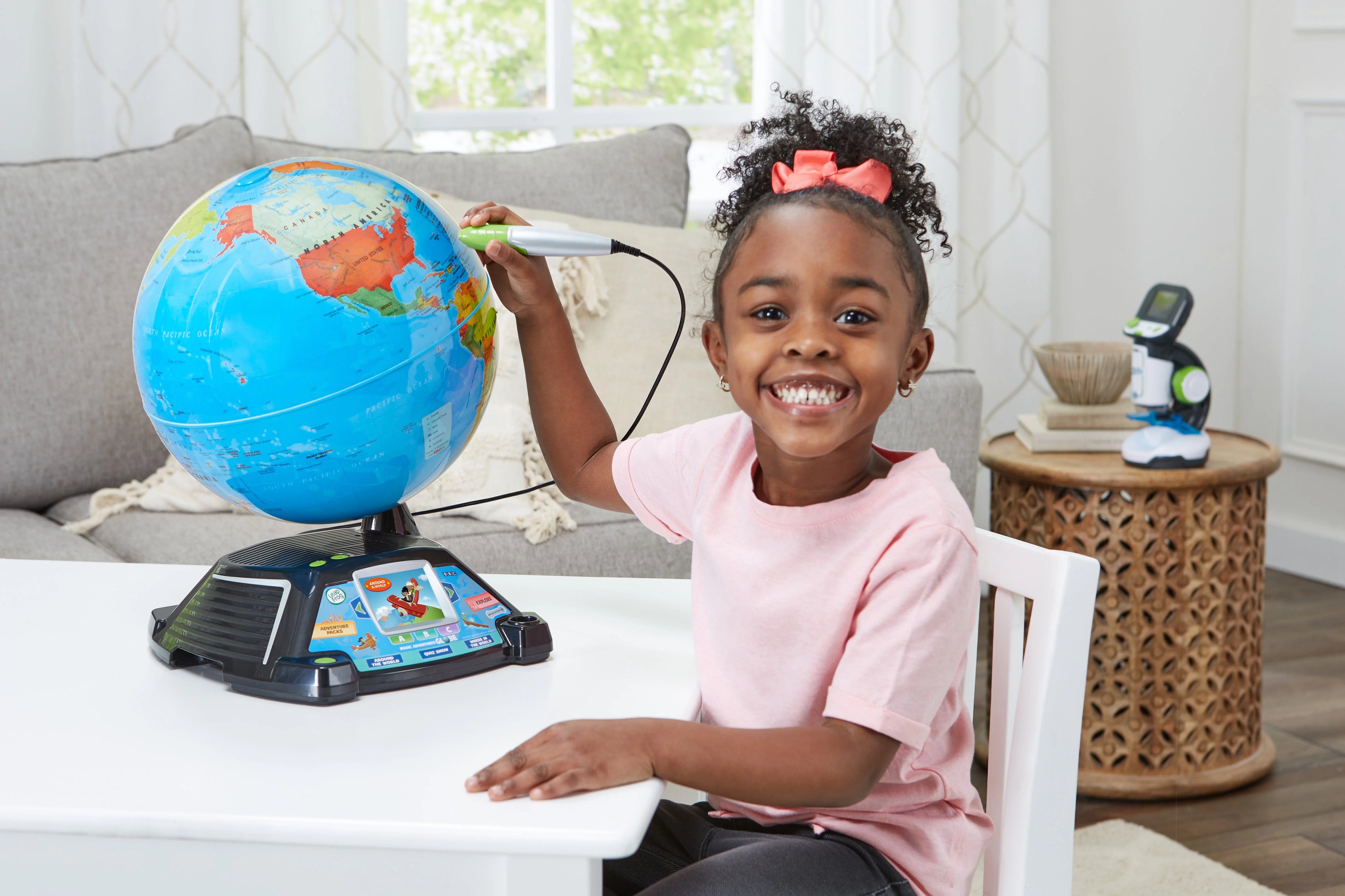 Interactive Globe with BBC Video O626594