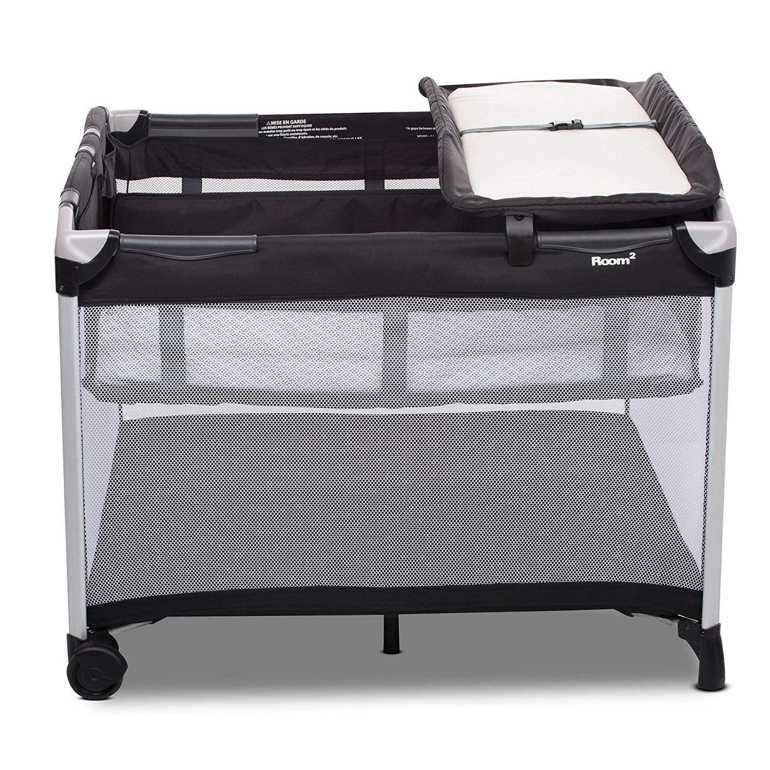 Twin Nursery Center Playard with Bassinet K565939