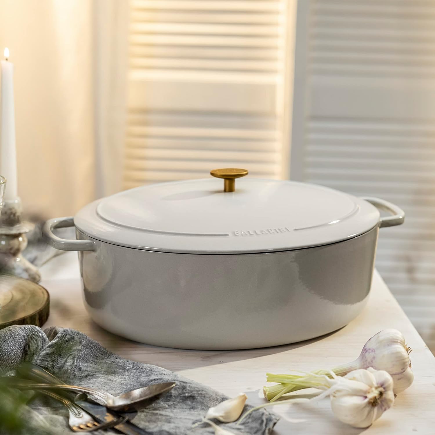 Cast Iron Oval Dutch Oven, 5-qt, Crema White C8753