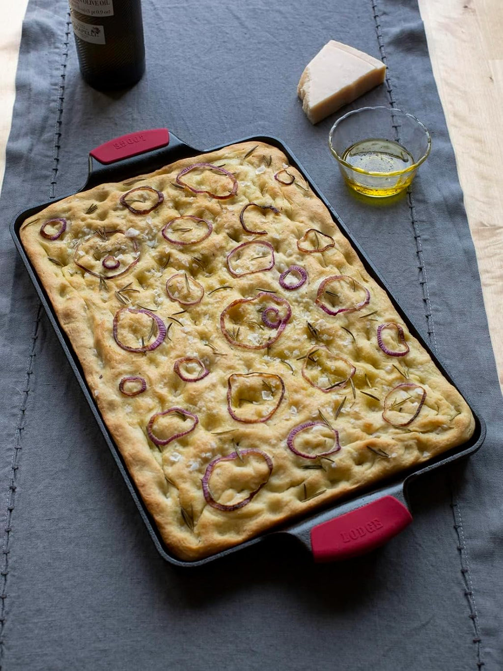Cast Iron Baking Pan H286289