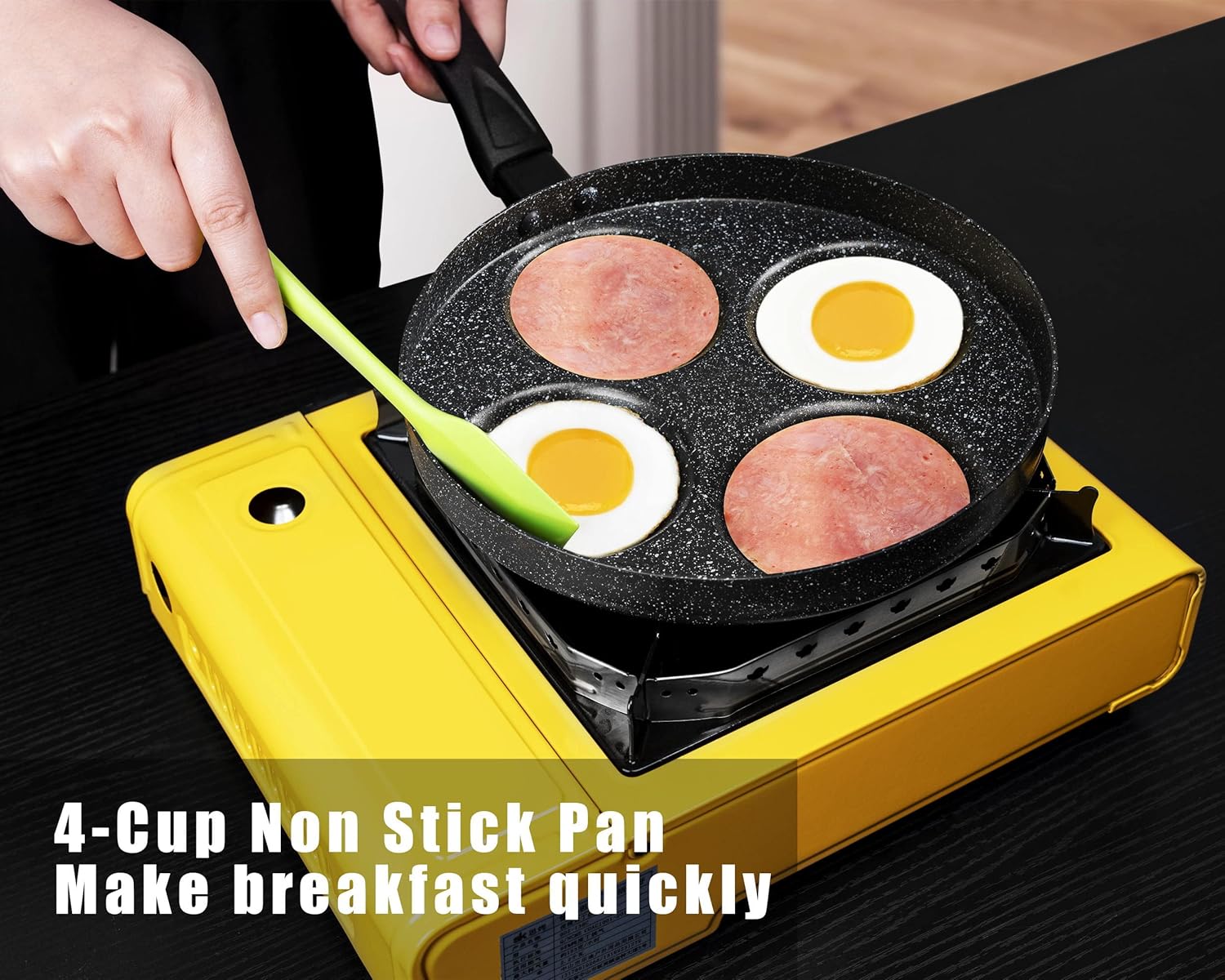 Egg Frying Pan, 4-Cup Nonstick with Lid and Spatula Q540