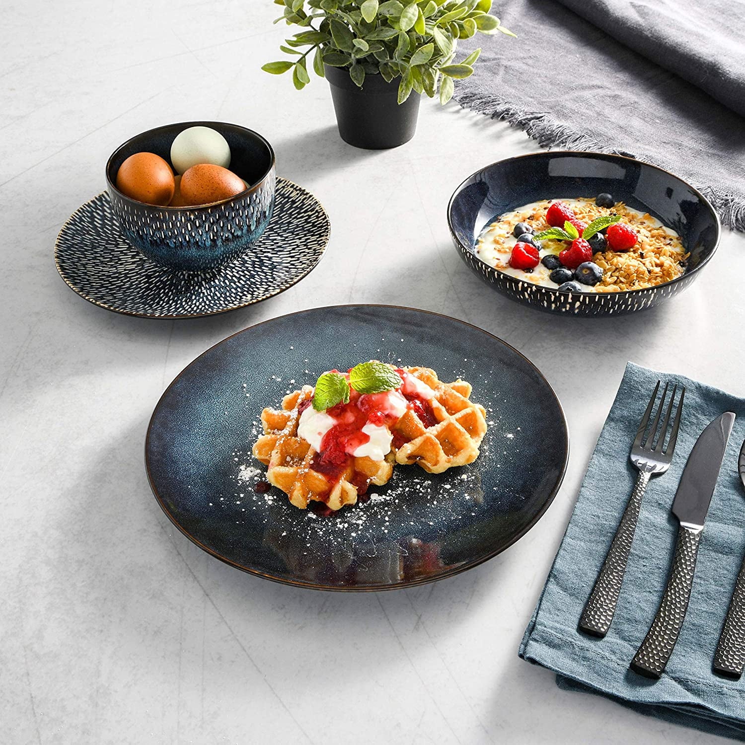 16-Piece Dinnerware Set - Cobalt L419022