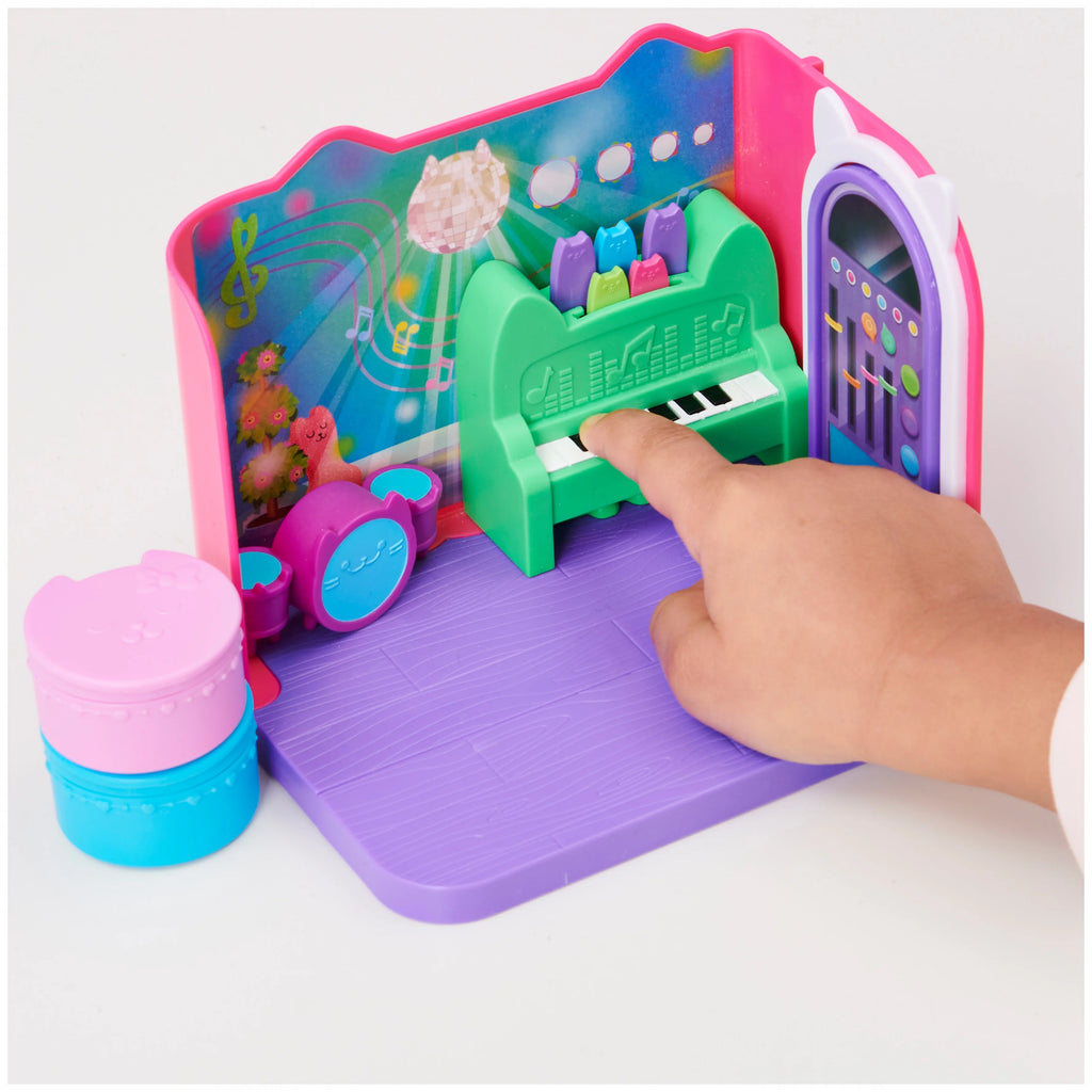 Groovy Music Room Playset with Catnip Figure X4786